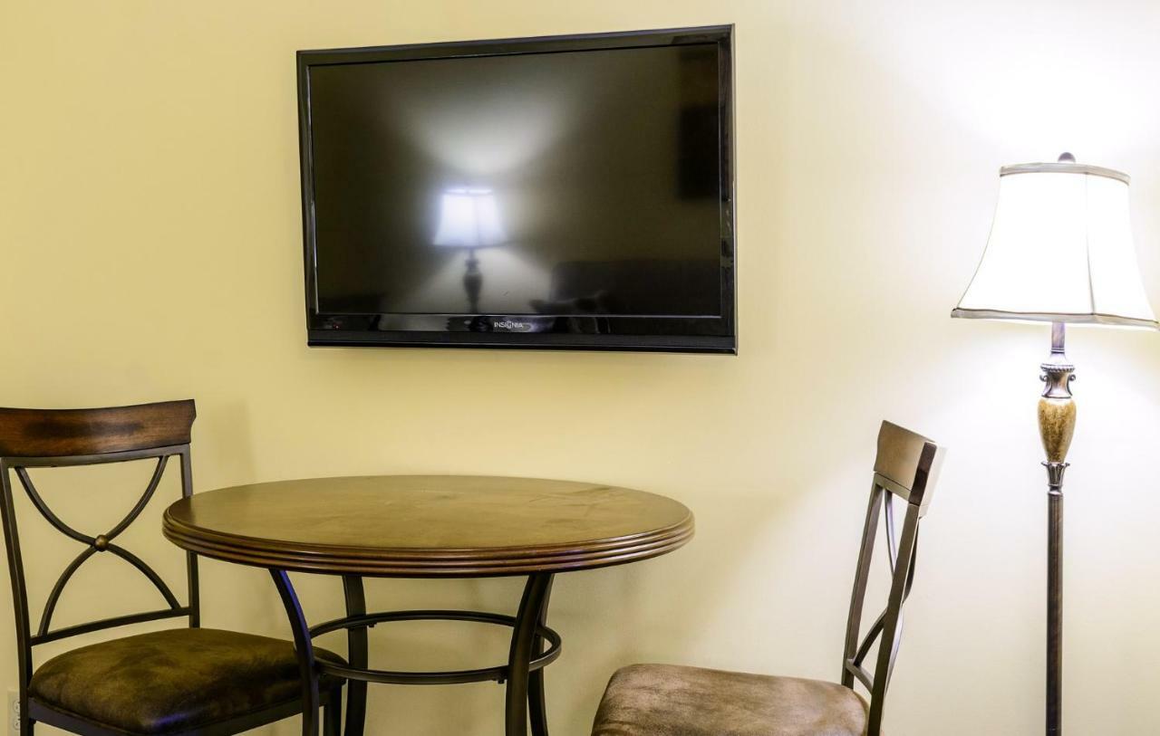 Asbury Inn & Suites Wilmore Bagian luar foto